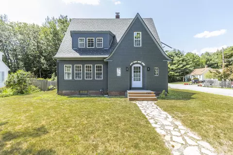 55 Monroe Ave, Westbrook, ME 04092