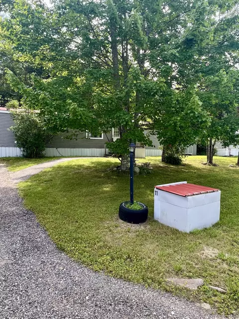 15 Blue Rock Rd #11, Monmouth, ME 04259