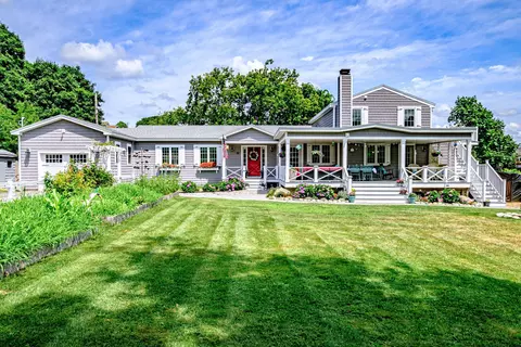 30 Fern Ln, South Portland, ME 04106