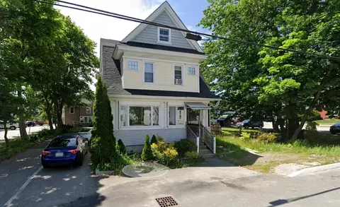 188 Pine St, Bangor, ME 04401