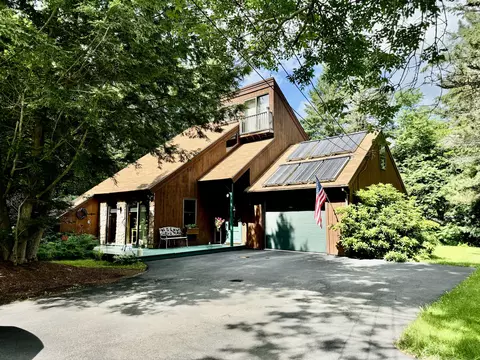 711 Kenduskeag Ave, Bangor, ME 04401