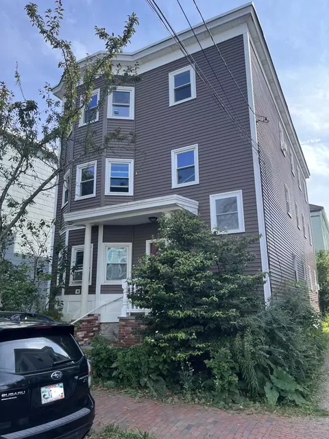 42 Vesper St, Portland, ME 04101
