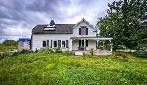 280 Old County Rd, Hampden, ME 04444