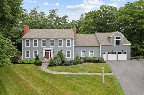 78 Schooner Ridge Rd, Cumberland, ME 04110