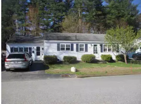 29 Bushey Cir, Lewiston, ME 04240