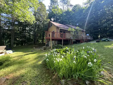 159 N Marrs Point Rd, Wales, ME 04280