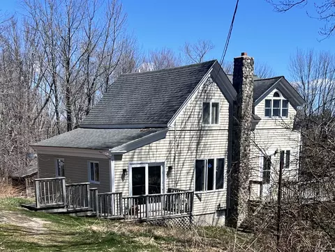 226 South Rd, Chebeague Island, ME 04017