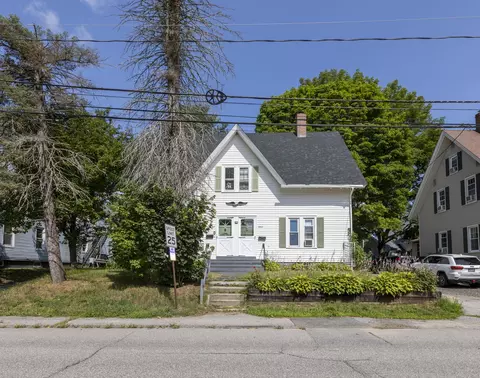 17 Brown St, Westbrook, ME 04092