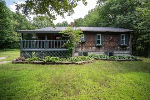 182 Maine St, Poland, ME 04274