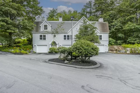 28 Ashley Ln #28, Portland, ME 04103