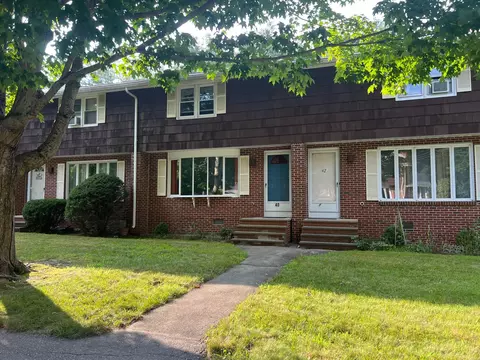 40 Villa Rd #40, Westbrook, ME 04092