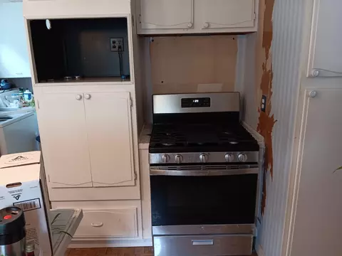 131 Maine Ave, Millinocket, ME 04462 photo 13