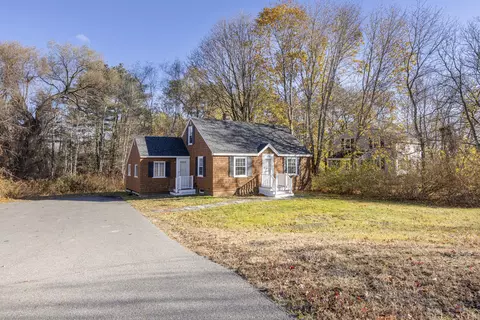 5 Elmwood Ave, Westbrook, ME 04092