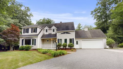 149 Pinewoods Rd, Lewiston, ME 04240