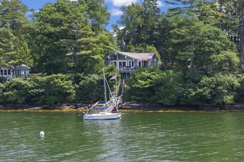 164 Tondreaus Point Rd, Harpswell, ME 04079