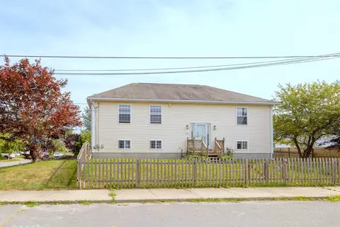 90 High St, South Portland, ME 04106