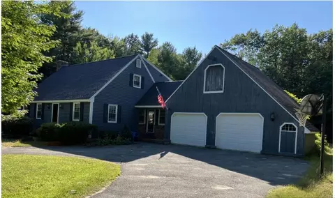 8 Hillcrest Rd, Windham, ME 04062