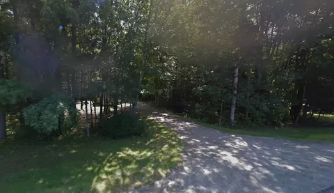 279 White Rd, Bowdoinham, ME 04008