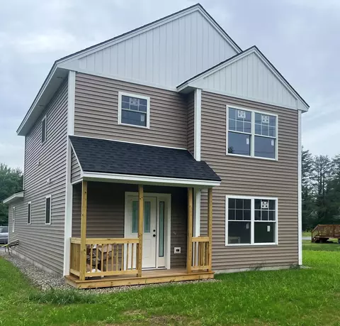 42 Arnies Aly, Westbrook, ME 04092