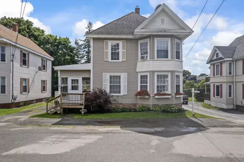 29 Brimmer St, Brewer, ME 04412
