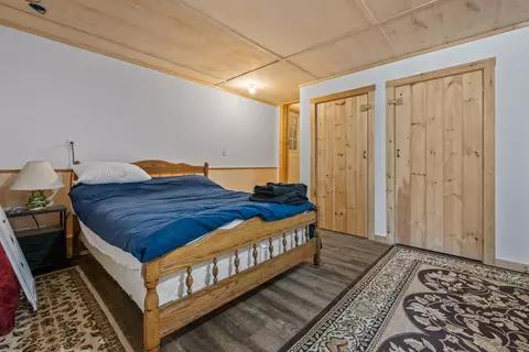 Bedroom - 4 Birds Eye Rd, Rangeley, ME 04970 photo 4 of 4