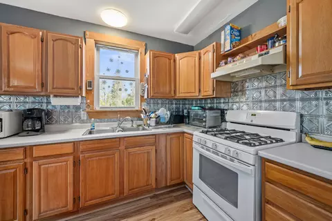 Kitchen - 4 Birds Eye Rd, Rangeley, ME 04970 photo 2 of 4