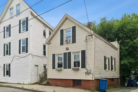 4 Romasco Ln, Portland, ME 04101