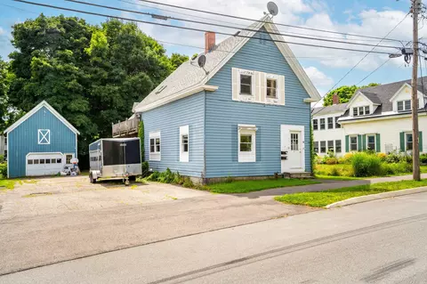 54 Larkin St, Bangor, ME 04401