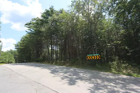 5 Mount Pisgah Rd, Wayne, ME 04284