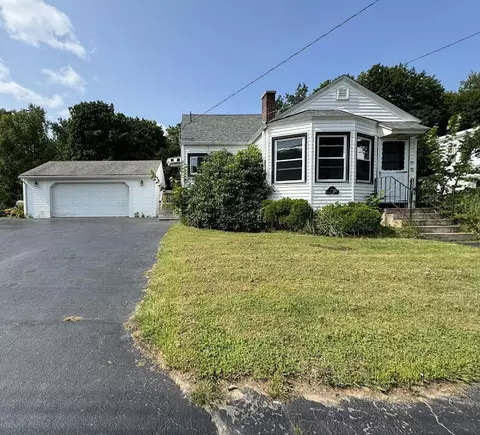 205 Webster St, Lewiston, ME 04240