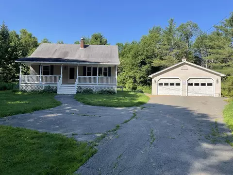 95 Windsor Rd, China, ME 04358