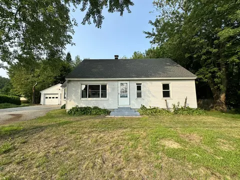 294 Pleasant St, Lewiston, ME 04240