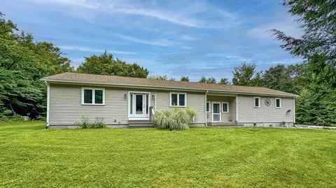 79 Carissa Dr, Bridgton, ME 04009