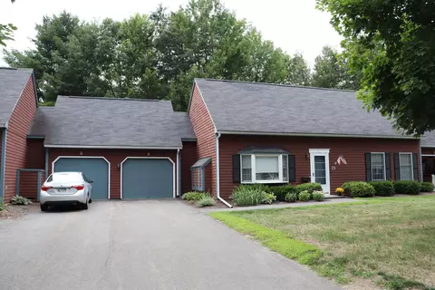 21 Cortland Cir #21, Bangor, ME 04401