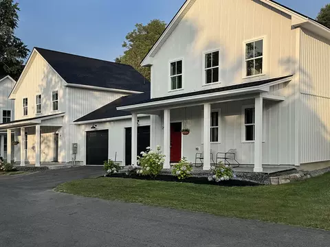 21 Magnolia Ln #21, Gardiner, ME 04345