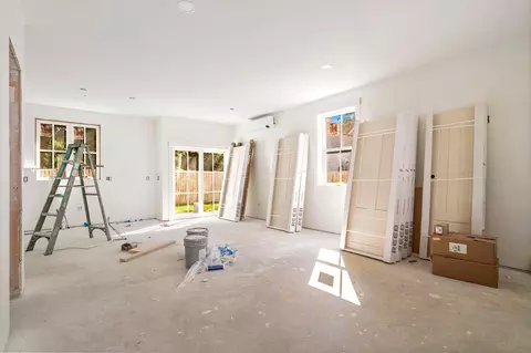 33 Magnolia Ln #33, Gardiner, ME 04345