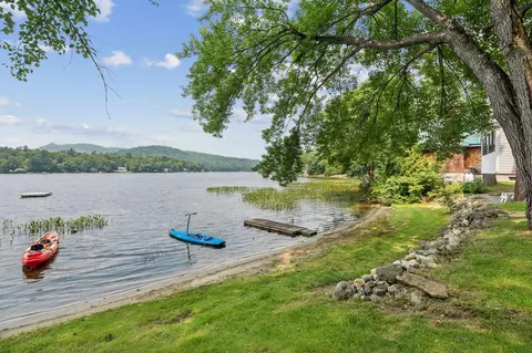 239 E Shore Rd, Peru, ME 04290