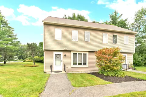 280 Longfellow St #5, Westbrook, ME 04092