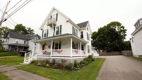 291 Pine St, Bangor, ME 04401