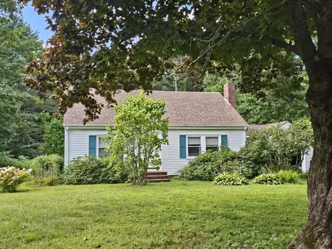 640 Auburn St, Portland, ME 04103