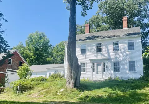300 Pleasant St, Blue Hill, ME 04614