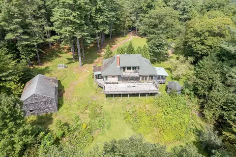 15 Oak Ledge Rd, Pittston, ME 04345