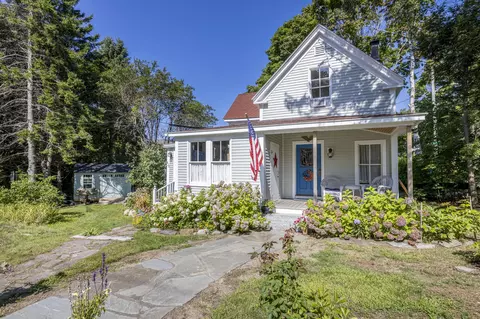428 Island Ave, Portland, ME 04108