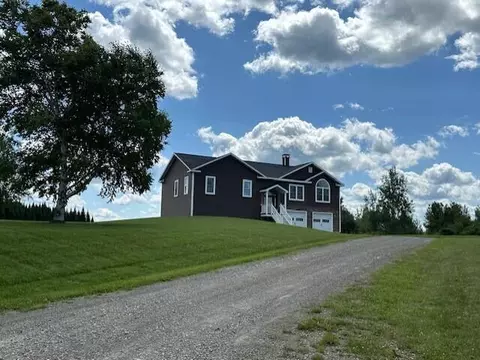 15 East Ridge Rd, Mars Hill, ME 04758 photo 1
