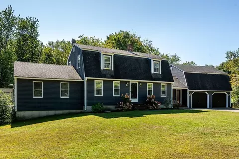 19 Overlook Dr, Berwick, ME 03901