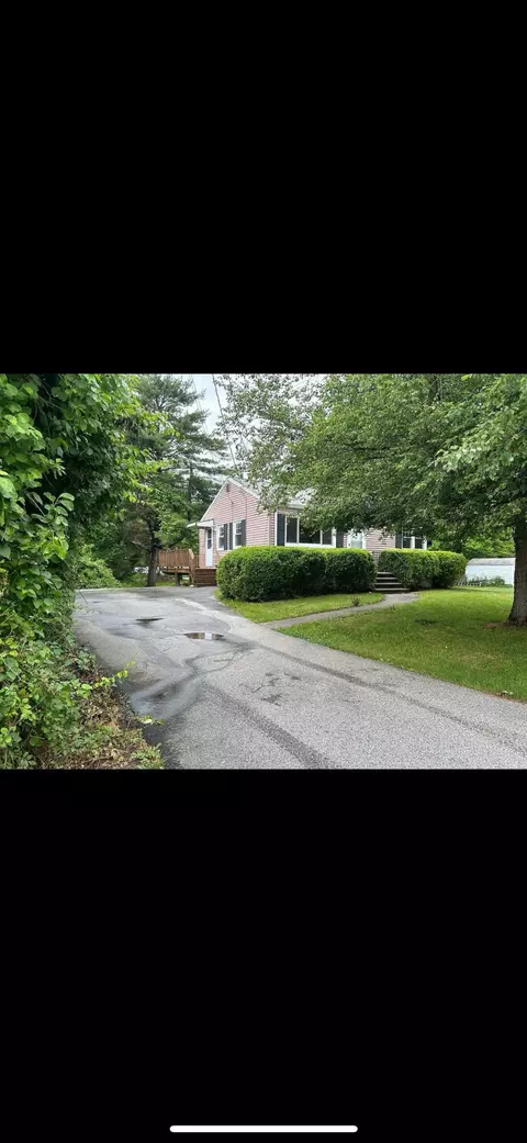 12 Finch St, Westbrook, ME 04092