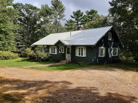 19 Cleaves Rd, Jefferson, ME 04348