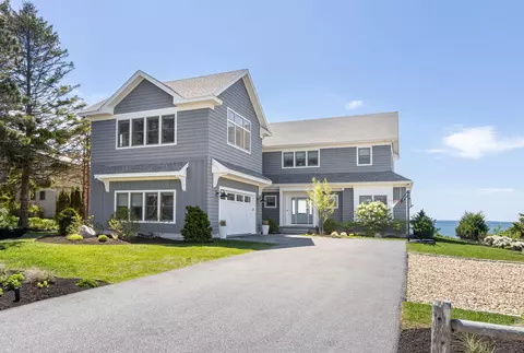 21 Pillsbury Dr, Scarborough, ME 04074