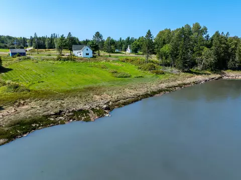 393 Us-1, Dennysville, ME 04628