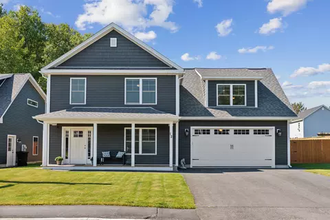 12 Intrepid St, Brunswick, ME 04011